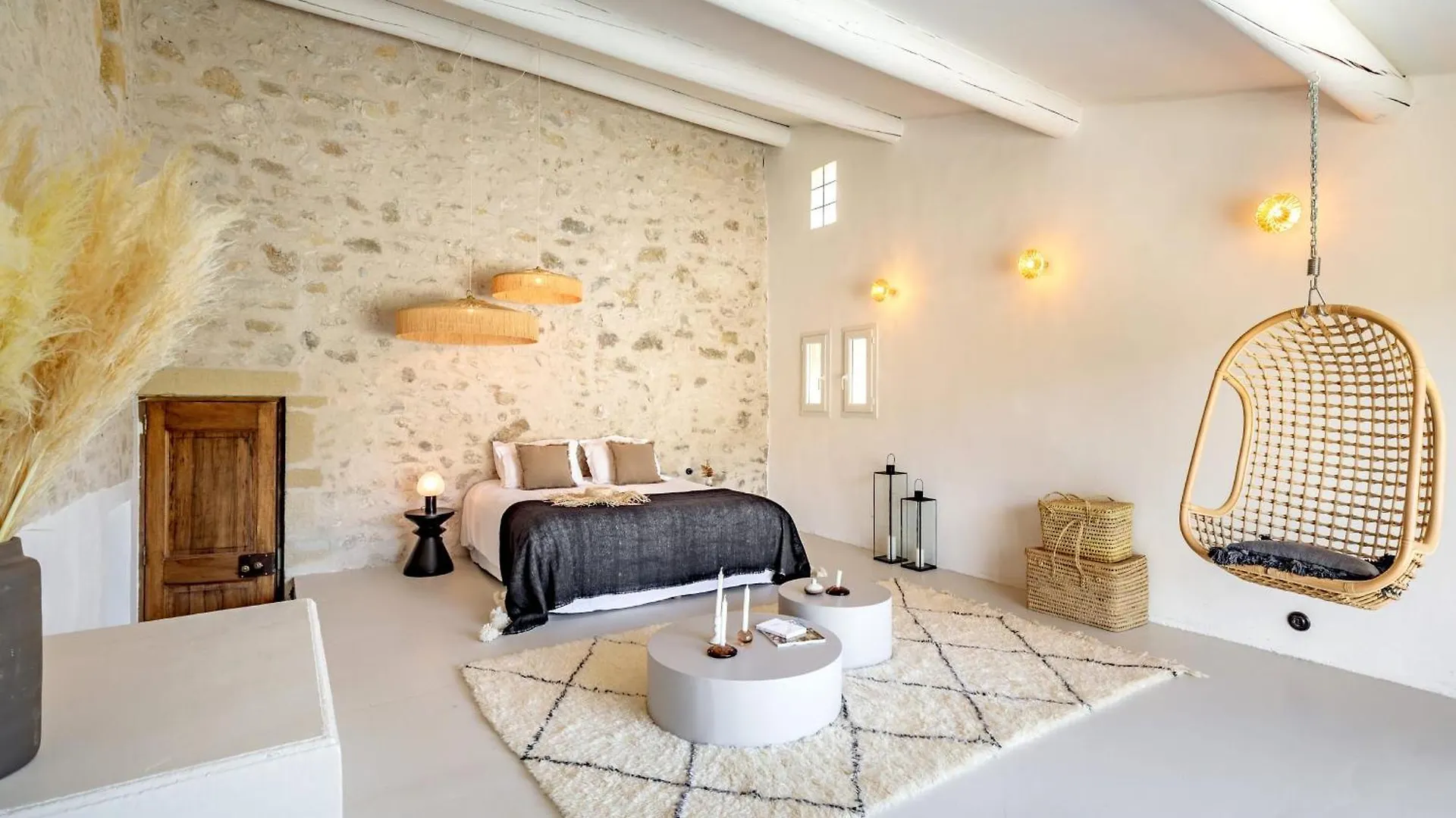 Domaine De La Colline Villa Cucuron 0*,  France