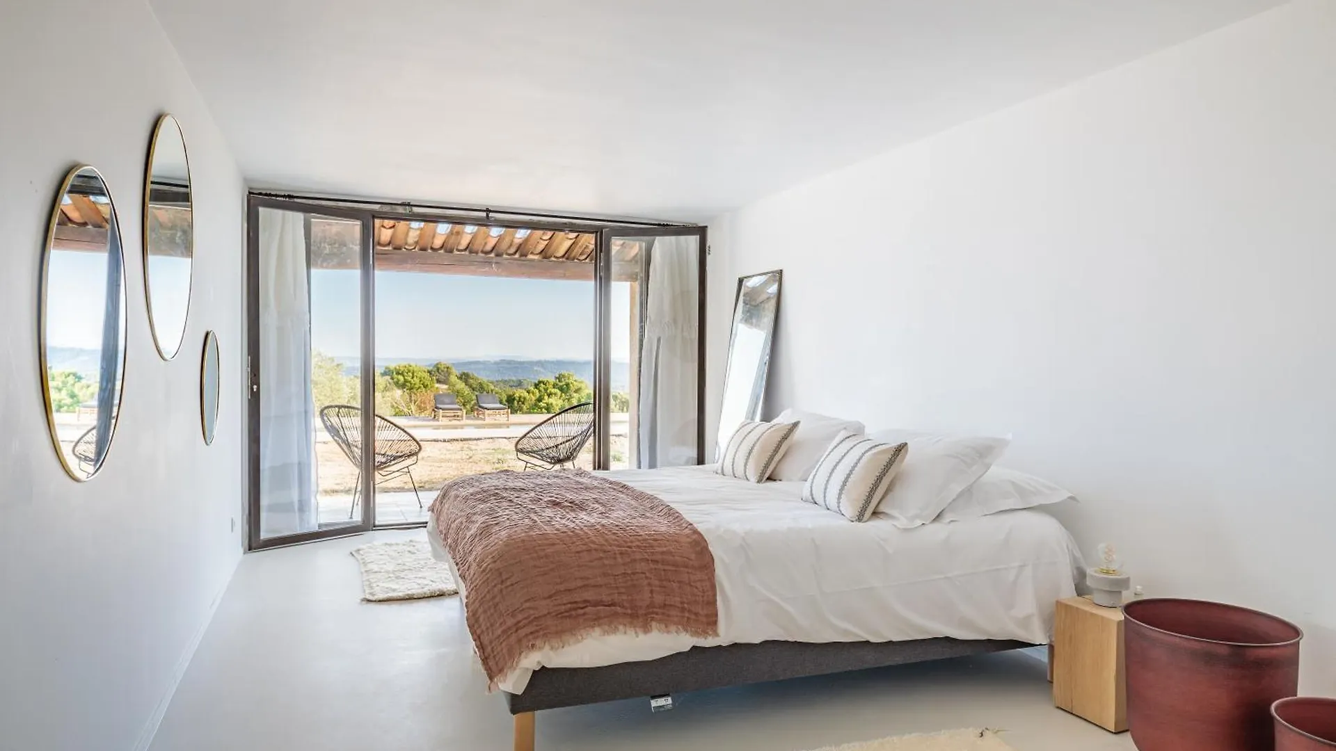 Domaine De La Colline Villa Cucuron Holiday home
