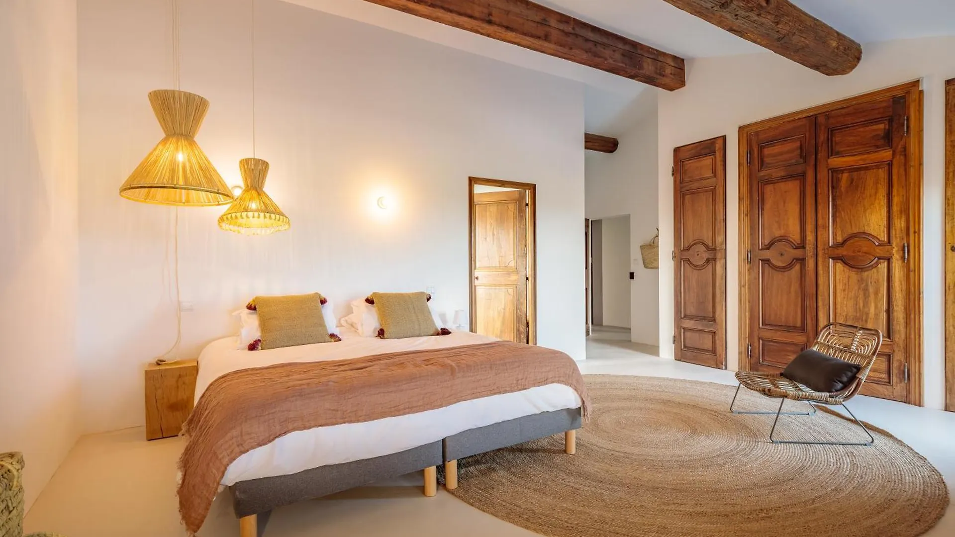 Domaine De La Colline Villa Cucuron Holiday home