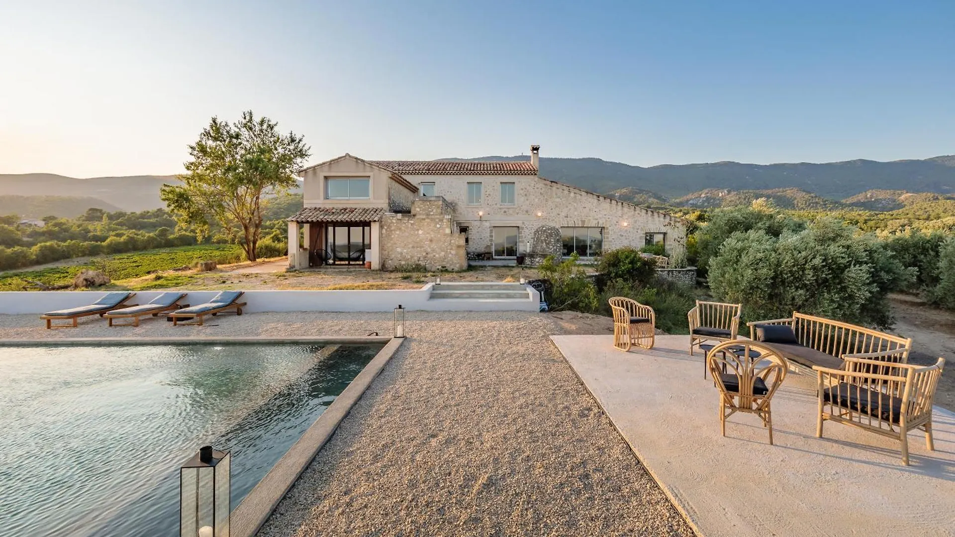Domaine De La Colline Villa Cucuron France